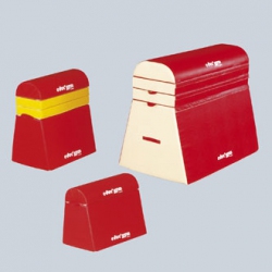 Large foam vaulting horse AVGY1058